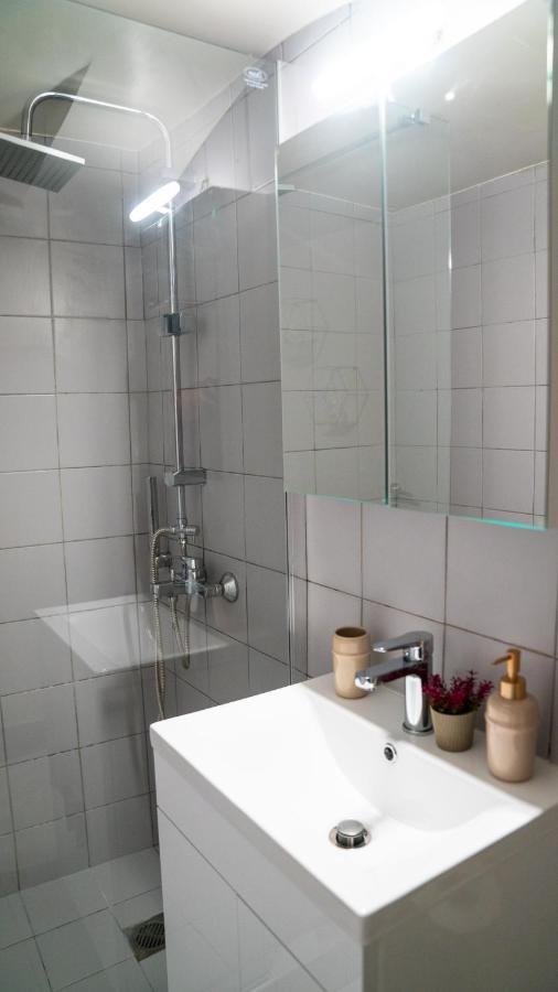 Lux Garden Apartment Near Acropolis In The Heart Of Ateny Zewnętrze zdjęcie